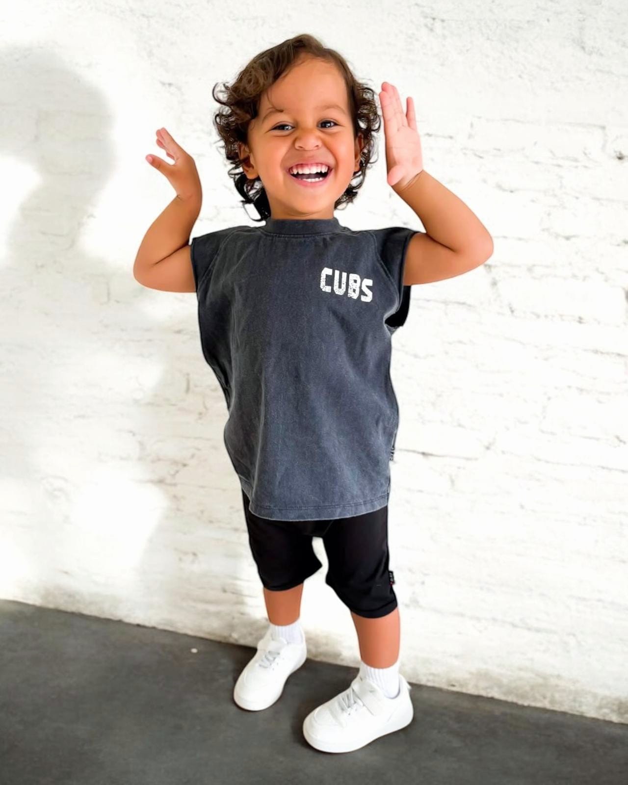 SHORTS - BLACK
