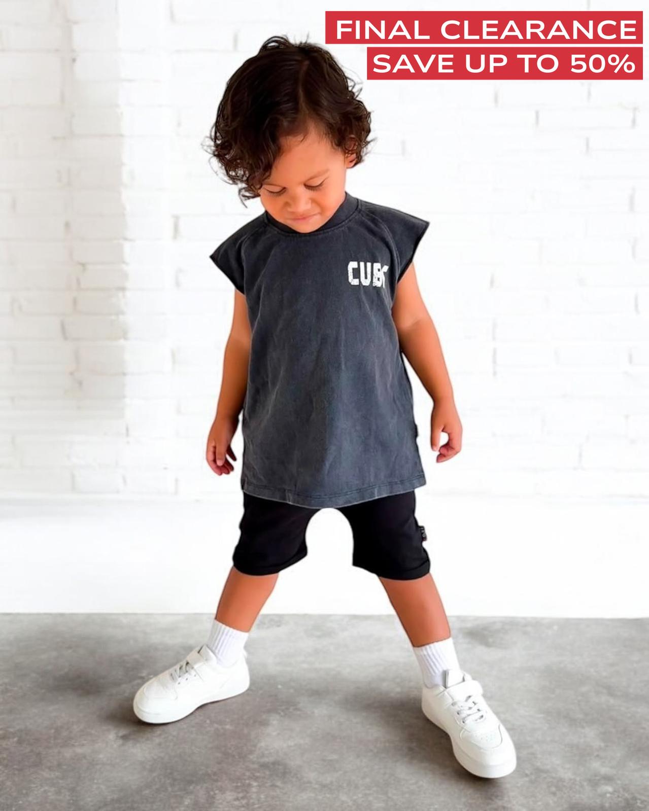 SHORTS - BLACK