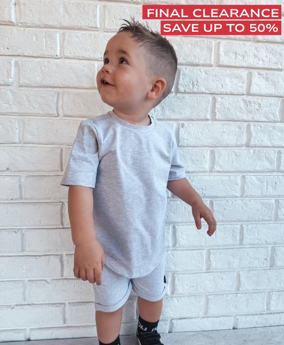CLOUD GREY SET - TEE + SHORTS