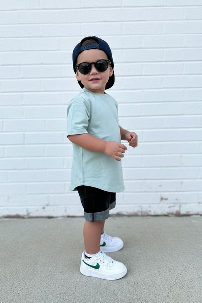 DENIM SHORTS - STRETCH  - BLACK ( RUNS SMALL - SIZE UP )