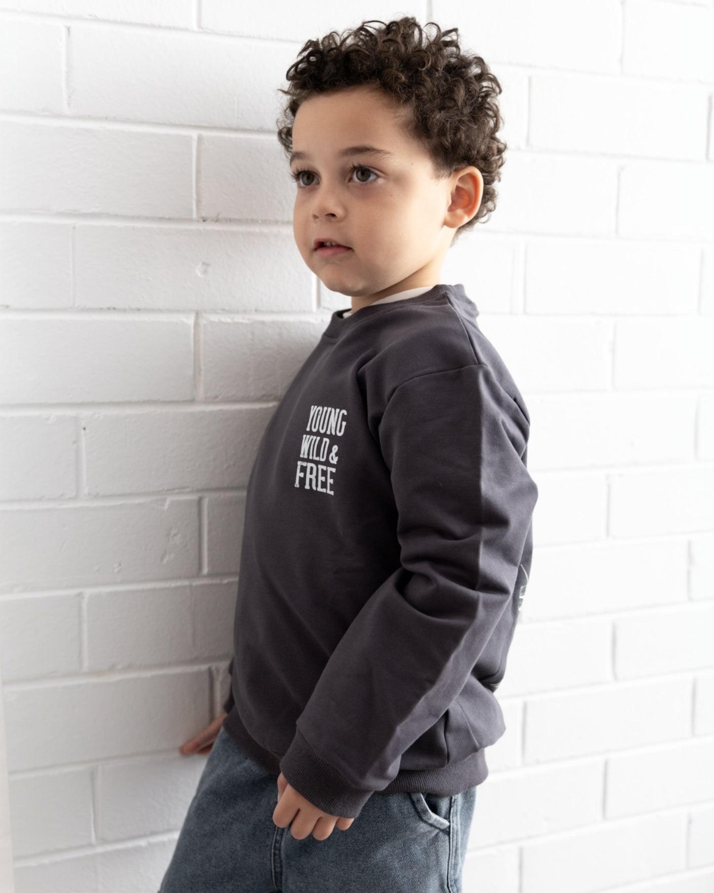 Low Rider – Charcoal Jumper