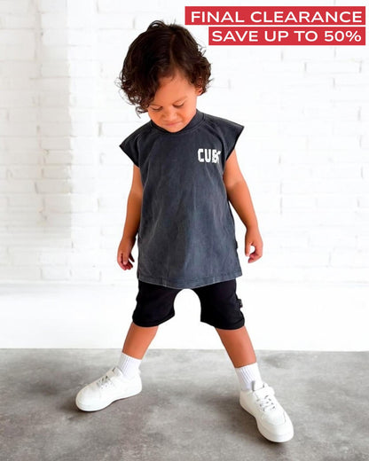 SHORTS - BLACK